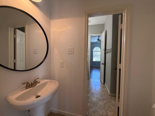 3517 Oak Landing, Conroe, TX 77304