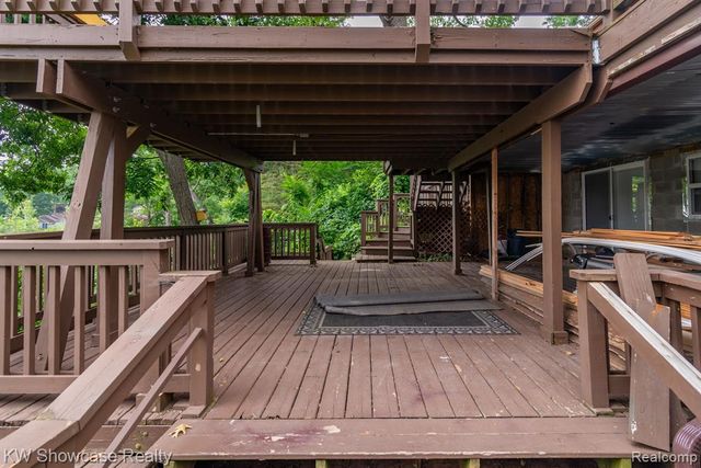 3181 Granda Vista Drive, Milford, MI 48380