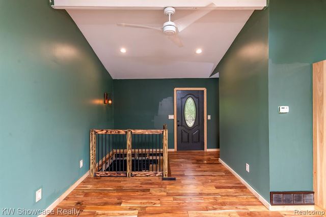 3181 Granda Vista Drive, Milford, MI 48380