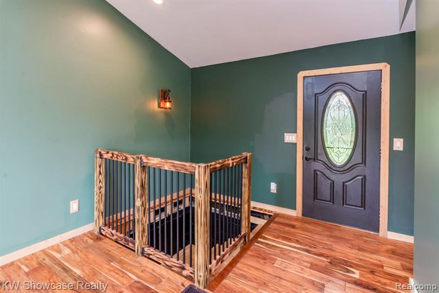 3181 Granda Vista Drive, Milford, MI 48380