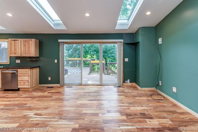 3181 Granda Vista Drive, Milford, MI 48380