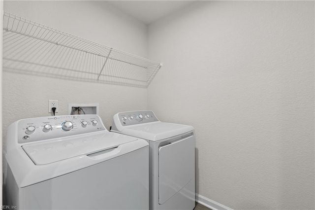 123 Good Hope LN, Portsmouth, VA 23702