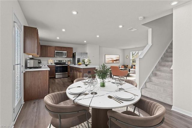 123 Good Hope LN, Portsmouth, VA 23702