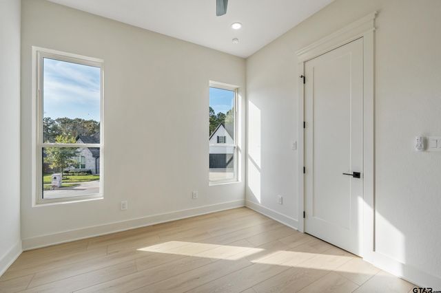 2339 Knights Court, Tyler, TX 75703