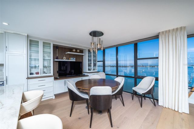 770 S PALM AVENUE 1704, Sarasota, FL 34236