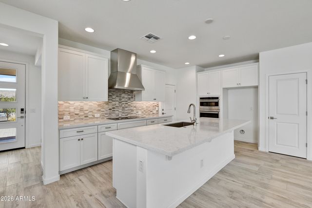 4494 CHARRO Court, Wickenburg, AZ 85390