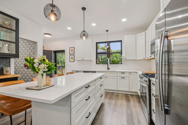 1787 Carroll Avenue, Saint Paul, MN 55104