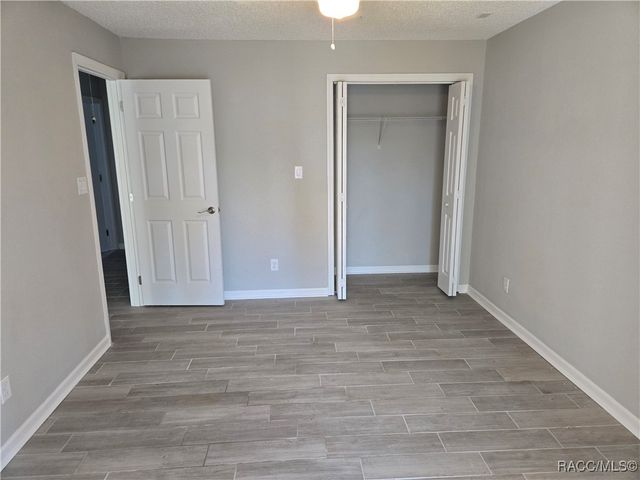 11599 W Kingfisher Court, Crystal River, FL 34429