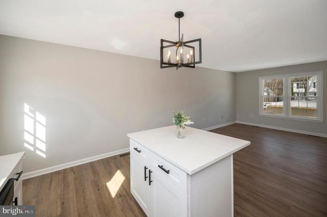 8006 BLOSSOM WOOD CT, Fredericksburg, VA 22407