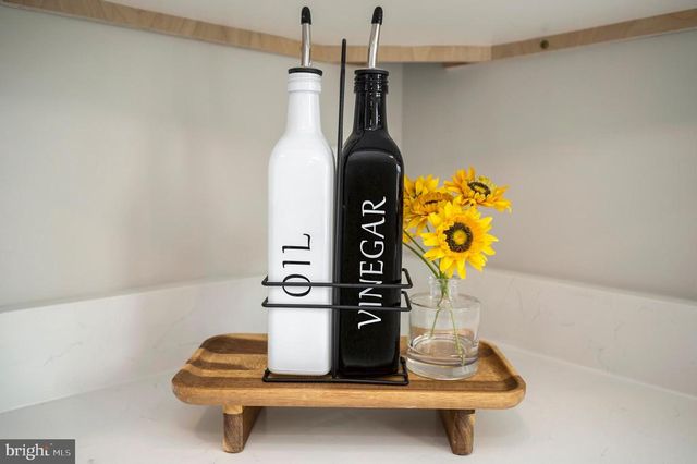 8006 BLOSSOM WOOD CT, Fredericksburg, VA 22407