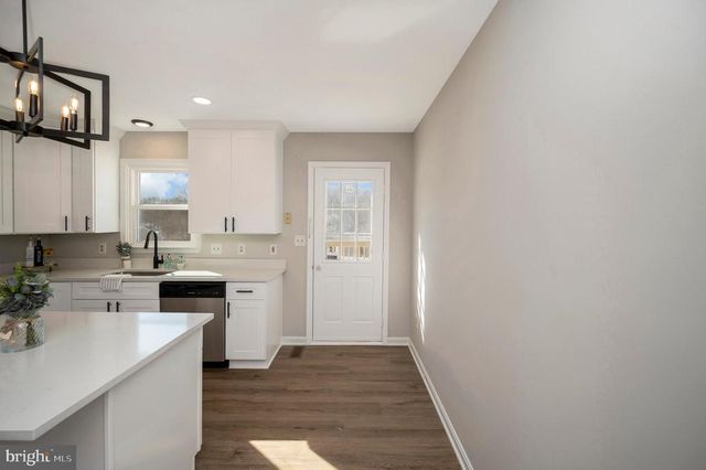 8006 BLOSSOM WOOD CT, Fredericksburg, VA 22407