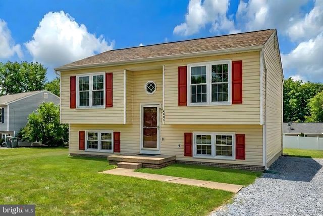 8006 BLOSSOM WOOD CT, Fredericksburg, VA 22407