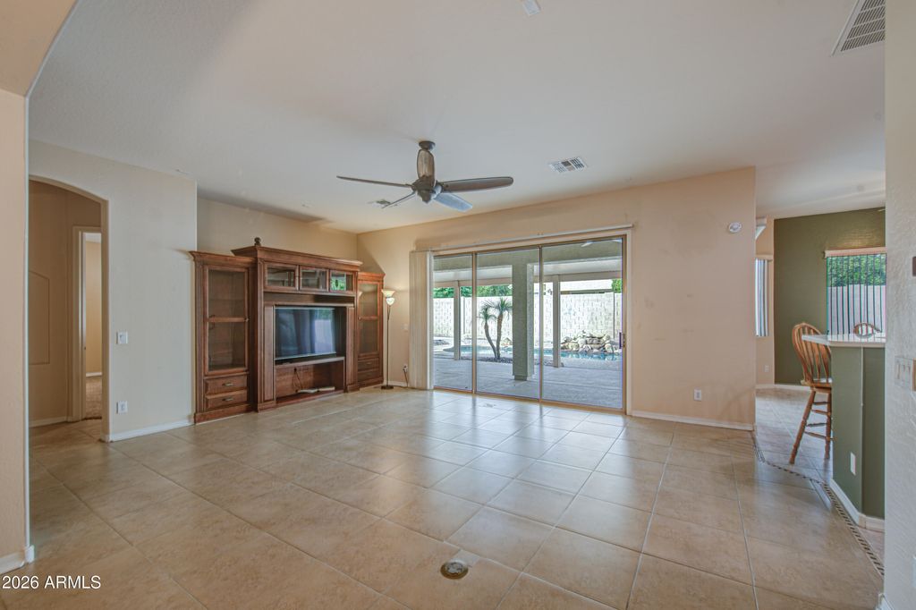 2735 N 149TH Avenue, Goodyear, AZ 85395 — photo 4
