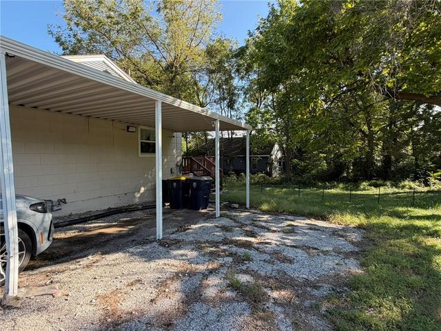 7200 Indiana Avenue, Kansas City, MO 64132