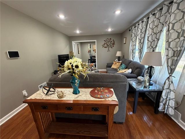 7200 Indiana Avenue, Kansas City, MO 64132