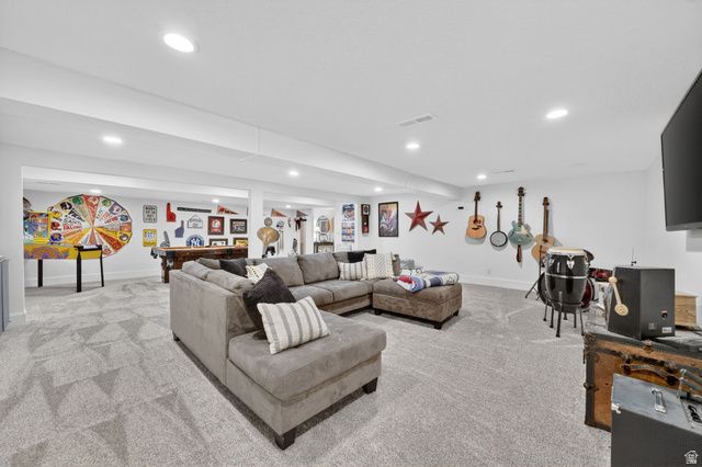 5 APPLE HILL CIR, Sandy, UT 84092