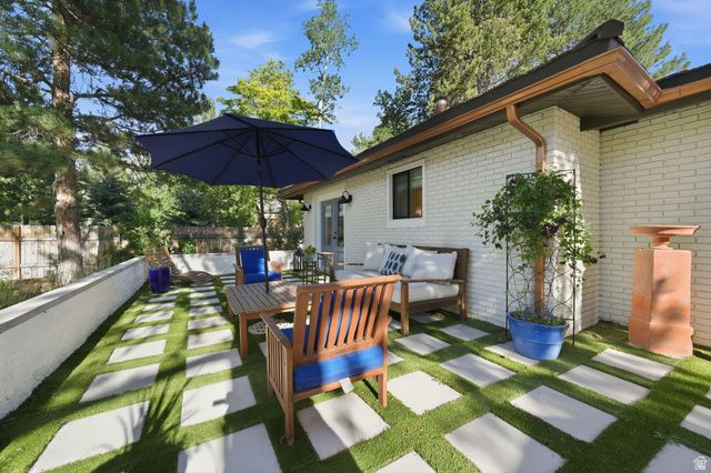 5 APPLE HILL CIR, Sandy, UT 84092