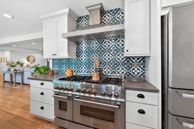 5 APPLE HILL CIR, Sandy, UT 84092