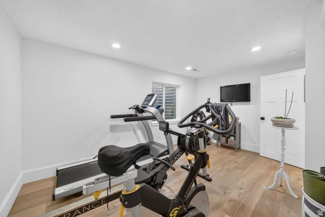 5 APPLE HILL CIR, Sandy, UT 84092