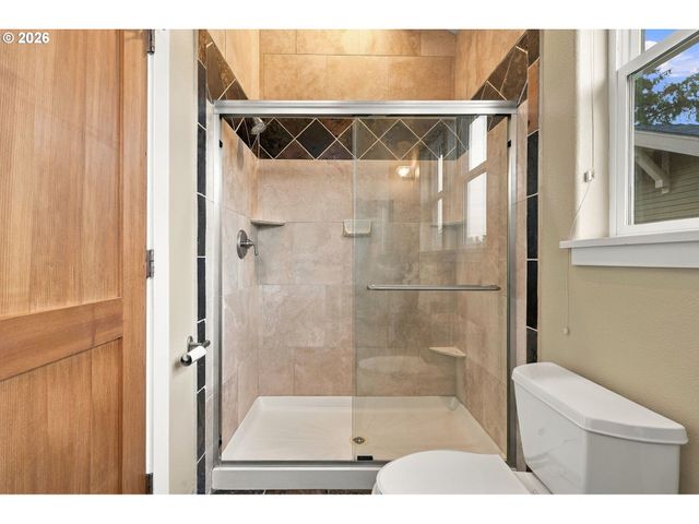 5837 Ne 29TH Ave, Portland, OR 97211
