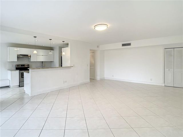 6342 Longboat Lane 404, Boca Raton, FL 33433