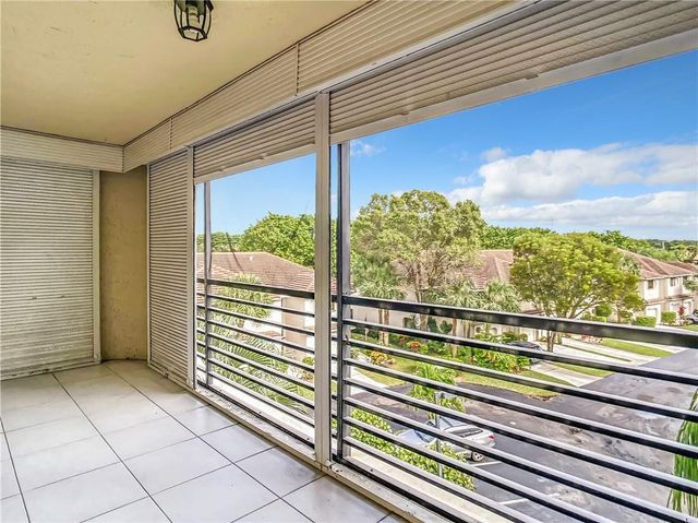6342 Longboat Lane 404, Boca Raton, FL 33433