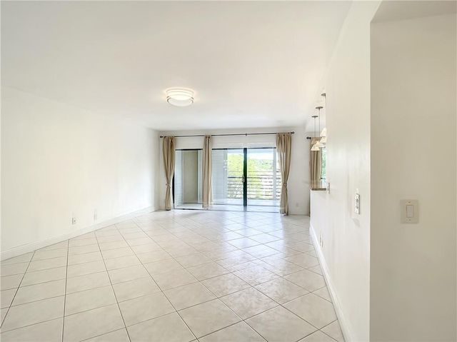 6342 Longboat Lane 404, Boca Raton, FL 33433