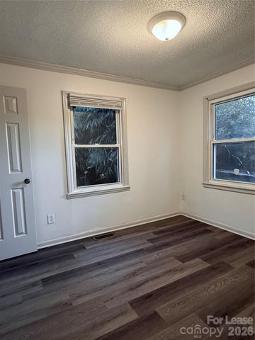 9225 Moores Chapel Road, Charlotte, NC 28214