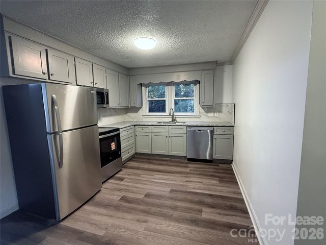 9225 Moores Chapel Road, Charlotte, NC 28214