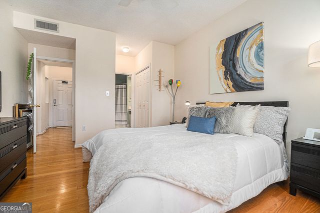 220 Renaissance Parkway NE 1212, Atlanta, GA 30308