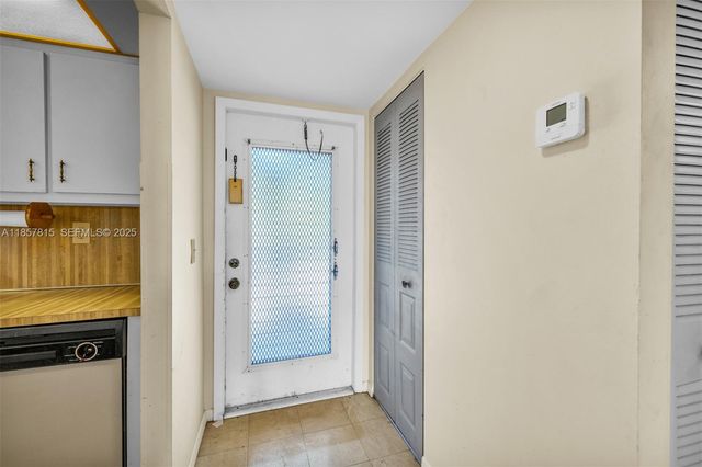 10444 NW 30th Court 204, Sunrise, FL 33322