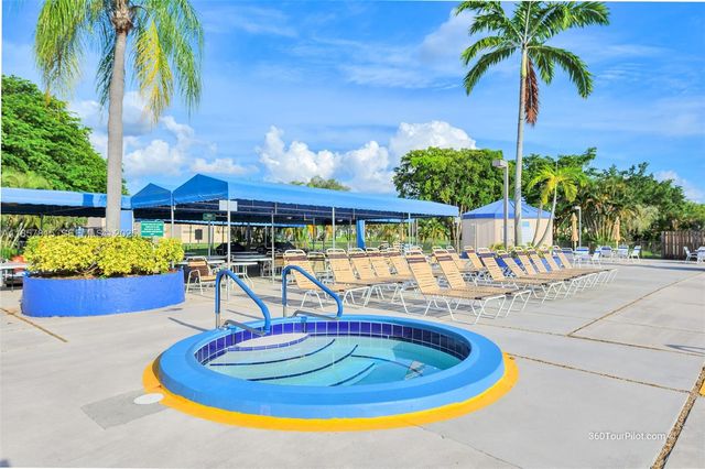 10444 NW 30th Court 204, Sunrise, FL 33322