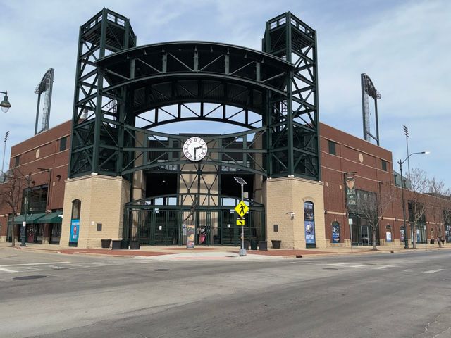 224 Cass Street Store, Joliet, IL 60432