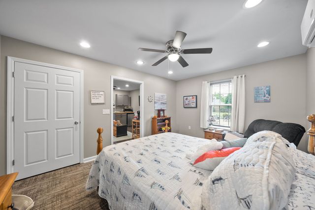 997 Grassland Chase Dr, Gallatin, TN 37066