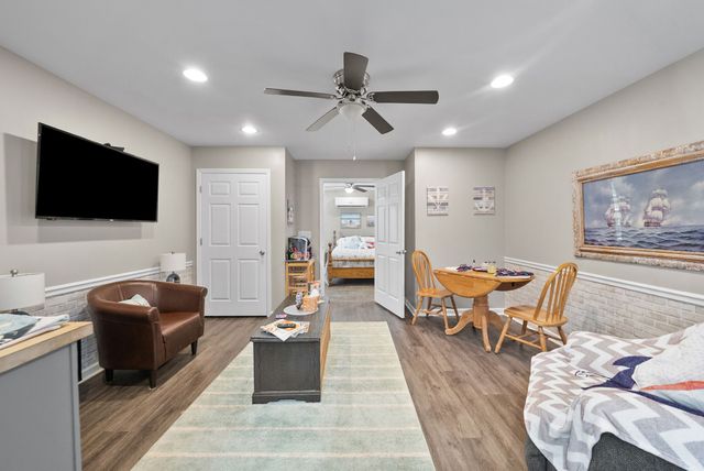 997 Grassland Chase Dr, Gallatin, TN 37066