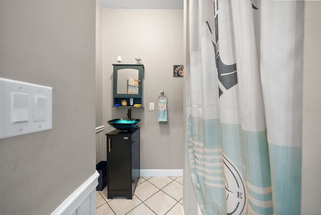 997 Grassland Chase Dr, Gallatin, TN 37066