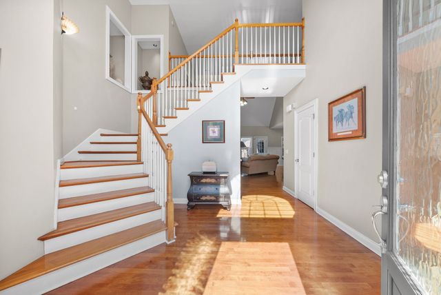 997 Grassland Chase Dr, Gallatin, TN 37066
