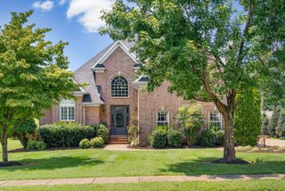 997 Grassland Chase Dr, Gallatin, TN 37066