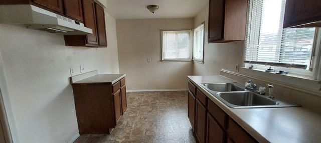 23094 Donald Avenue, Eastpointe, MI 48021