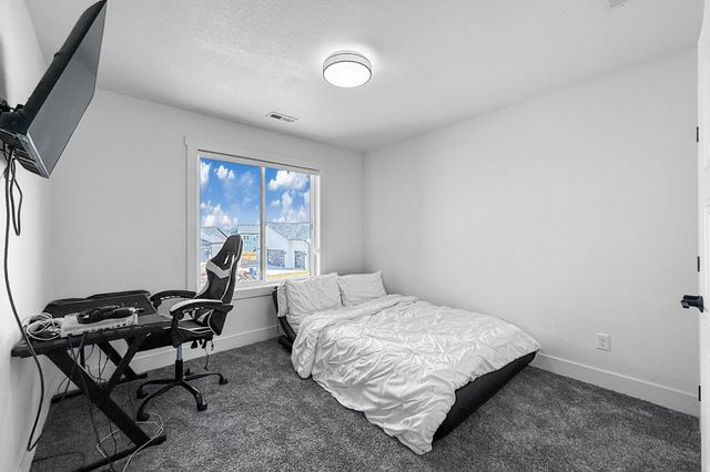 860 NW Frescott Circle, Waukee, IA 50263