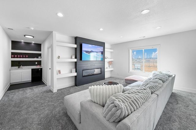 860 NW Frescott Circle, Waukee, IA 50263