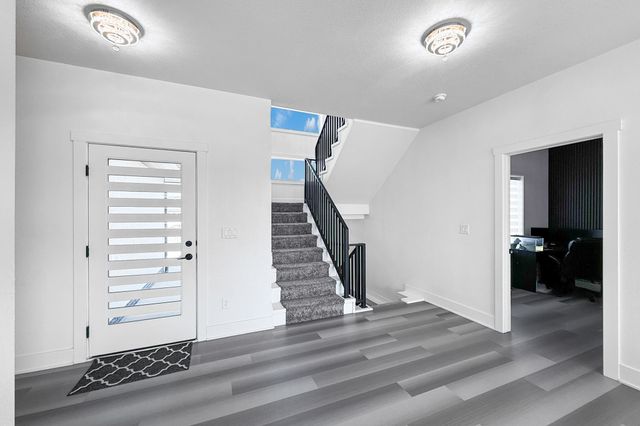860 NW Frescott Circle, Waukee, IA 50263