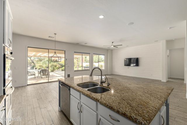 19138 N STONEGATE Road, Maricopa, AZ 85138