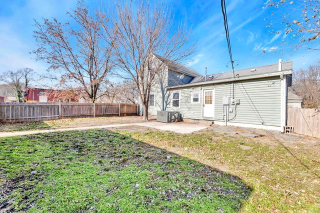 818 Ohio St, Augusta, KS 67010