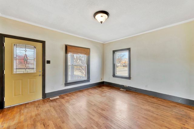 818 Ohio St, Augusta, KS 67010