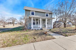 818 Ohio St, Augusta, KS 67010