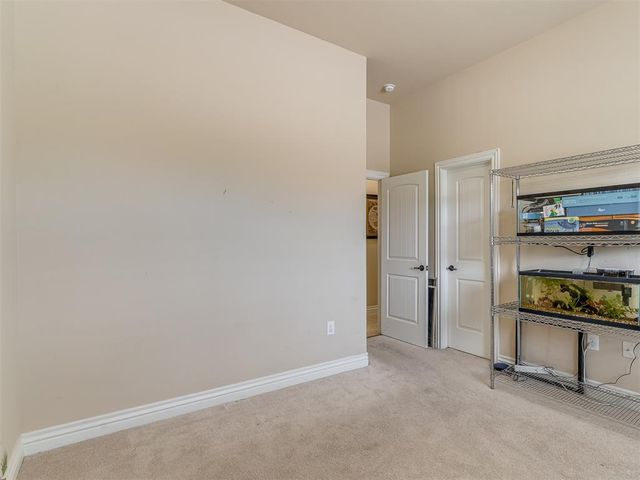 9101 NW 86th Court, Yukon, OK 73099
