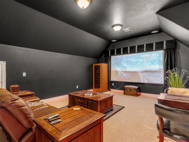 9101 NW 86th Court, Yukon, OK 73099
