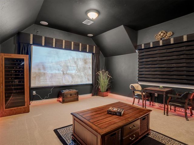9101 NW 86th Court, Yukon, OK 73099