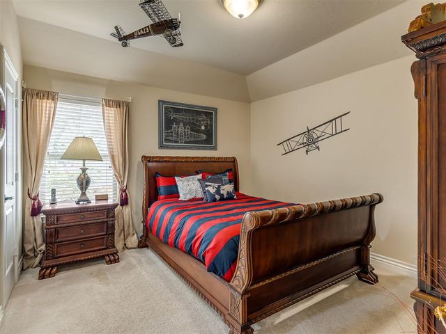 9101 NW 86th Court, Yukon, OK 73099